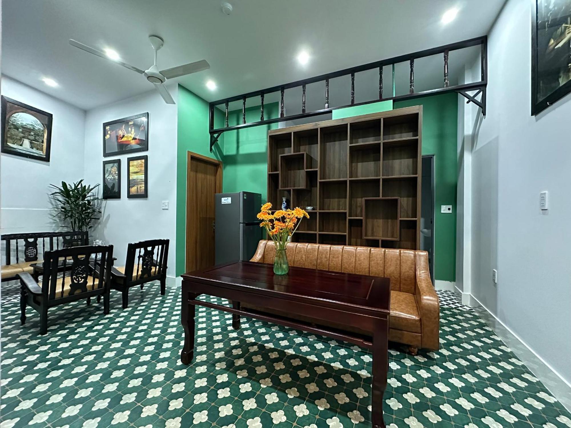 Nineties Homestay Hué Extérieur photo